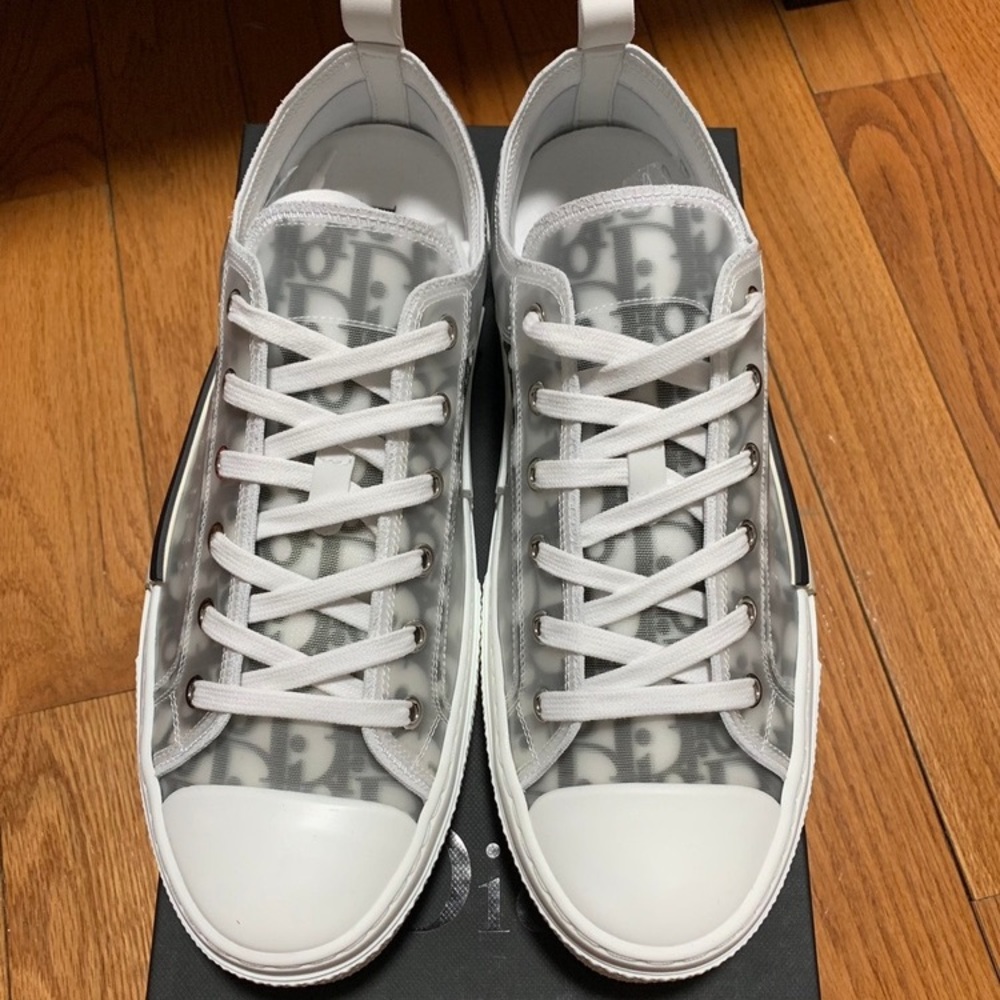 Dior chucks